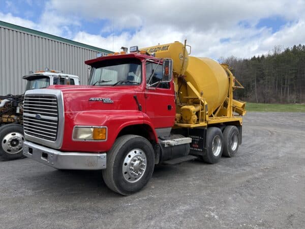 Camion Ford Aeromax L-9000 avec bétonnière année-1995-km211.250Stock#E1130A/8769