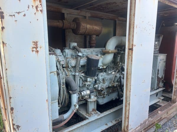 Génératrice 60 KV 75 KVA 3 phases Simpower 62 heures Stock#P1341/9551b