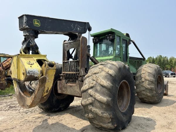 Skidder Grapple John Deere 748H Année:2008 -16886 heures Stock#P1349/9584