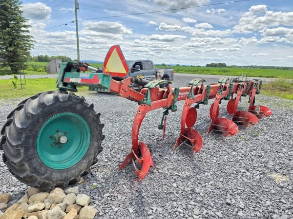 Charrue Kverneland BE 115 XP 5ang avec coutre-Stock#d9787a