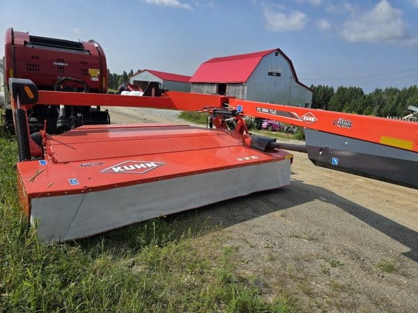 Faucheuse Kuhn FC3561 TLD fléaux, tête girondine (état démo 90 balles rondes approx) - Stock#d9813l