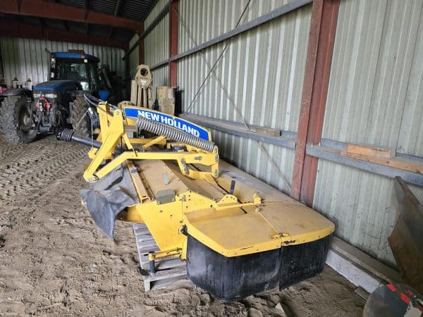 Faucheuse Frontal New Holland 512 (Kverneland 3632) avec fléaux - Année:2014 - Stock#d9493b