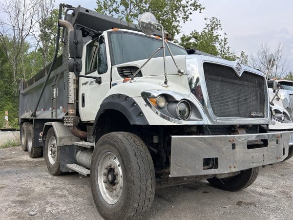 Camion dompeur 12 roues Inter 40S-Année:2013 Automatique - 350285 Kilos - Faite une offre -Stock#P1378b