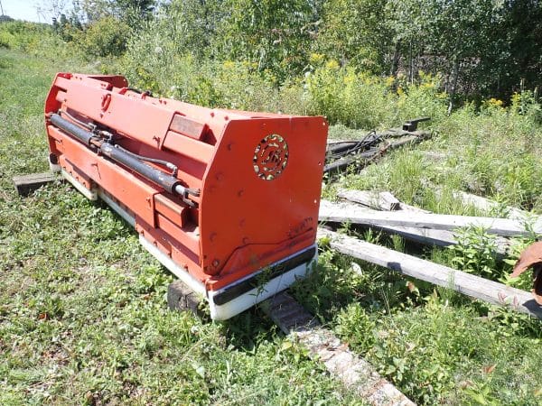 Gratte à neige avec subframe Jules Roberge 7-13