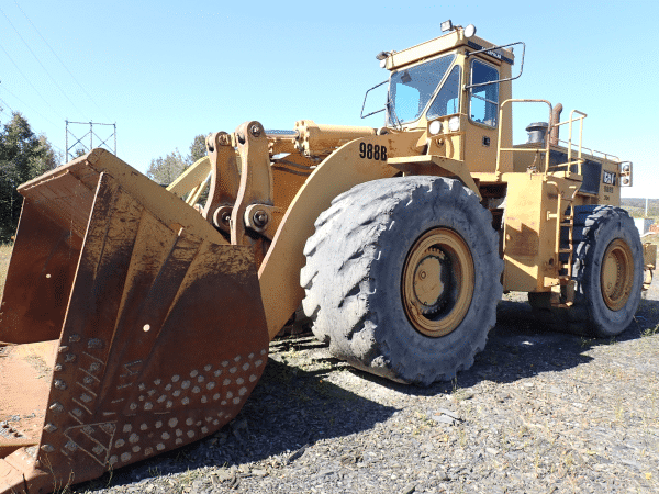 Loader Caterpillar 988B 1987 avec godet