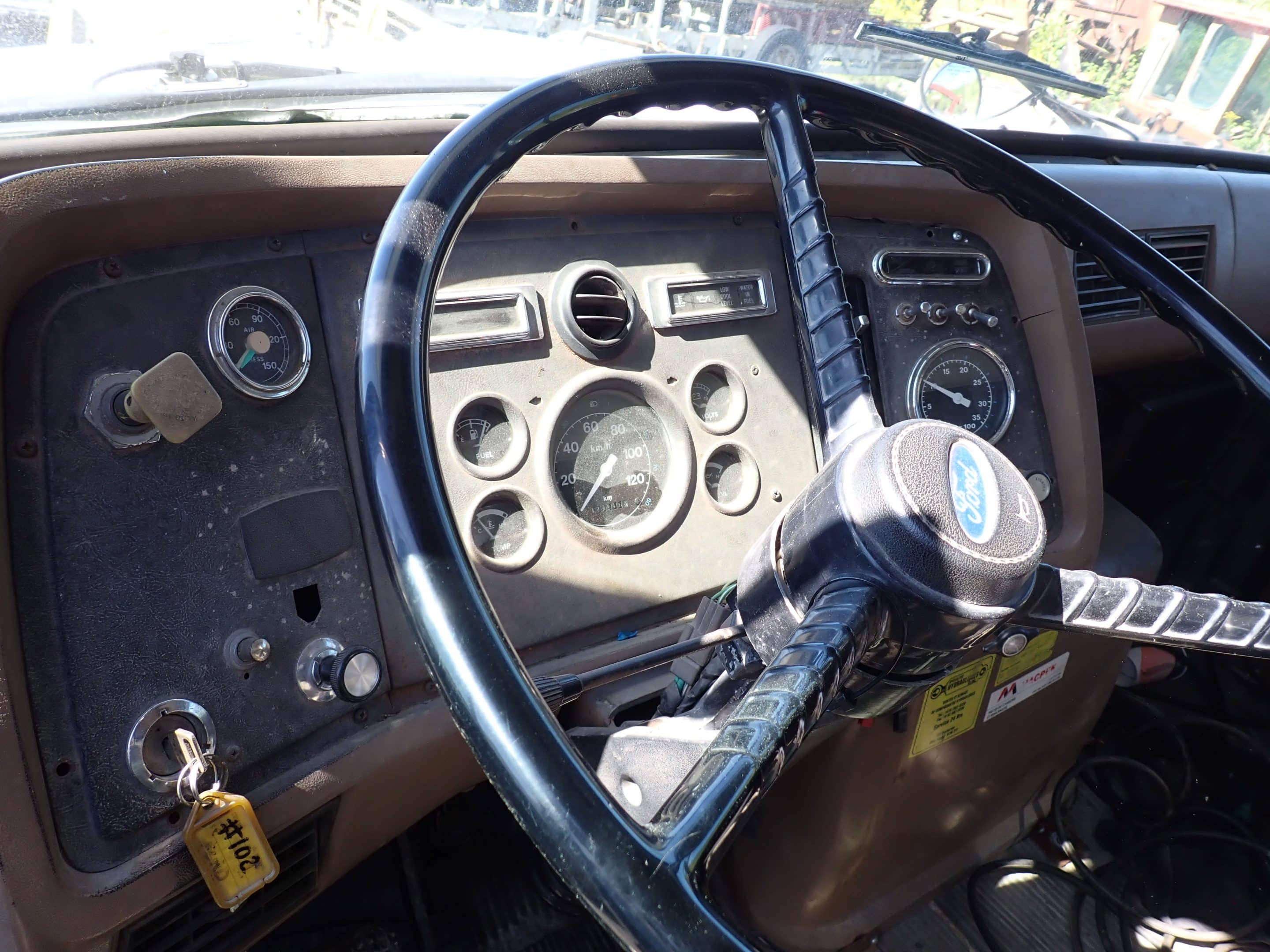 Camion grue pour pneus Ford L8000 avec plateforme-6 roues-Pas inspecté-Stock #S2338G/6988 – Image 9