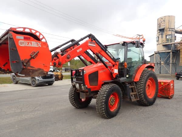 Kubota M110 GX 2014 Tractor with Pronovost P-920 snow blower and Grattex extendable scraper