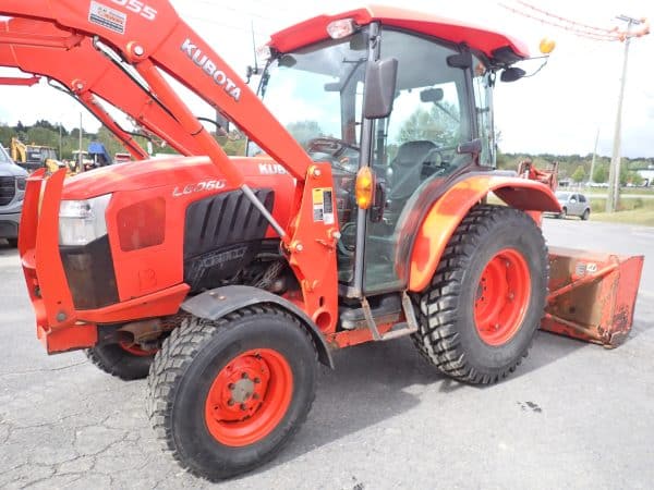 Tracteur Kubota L6060 2019 avec gratte extensible Grattex et souffleur Kubota K80