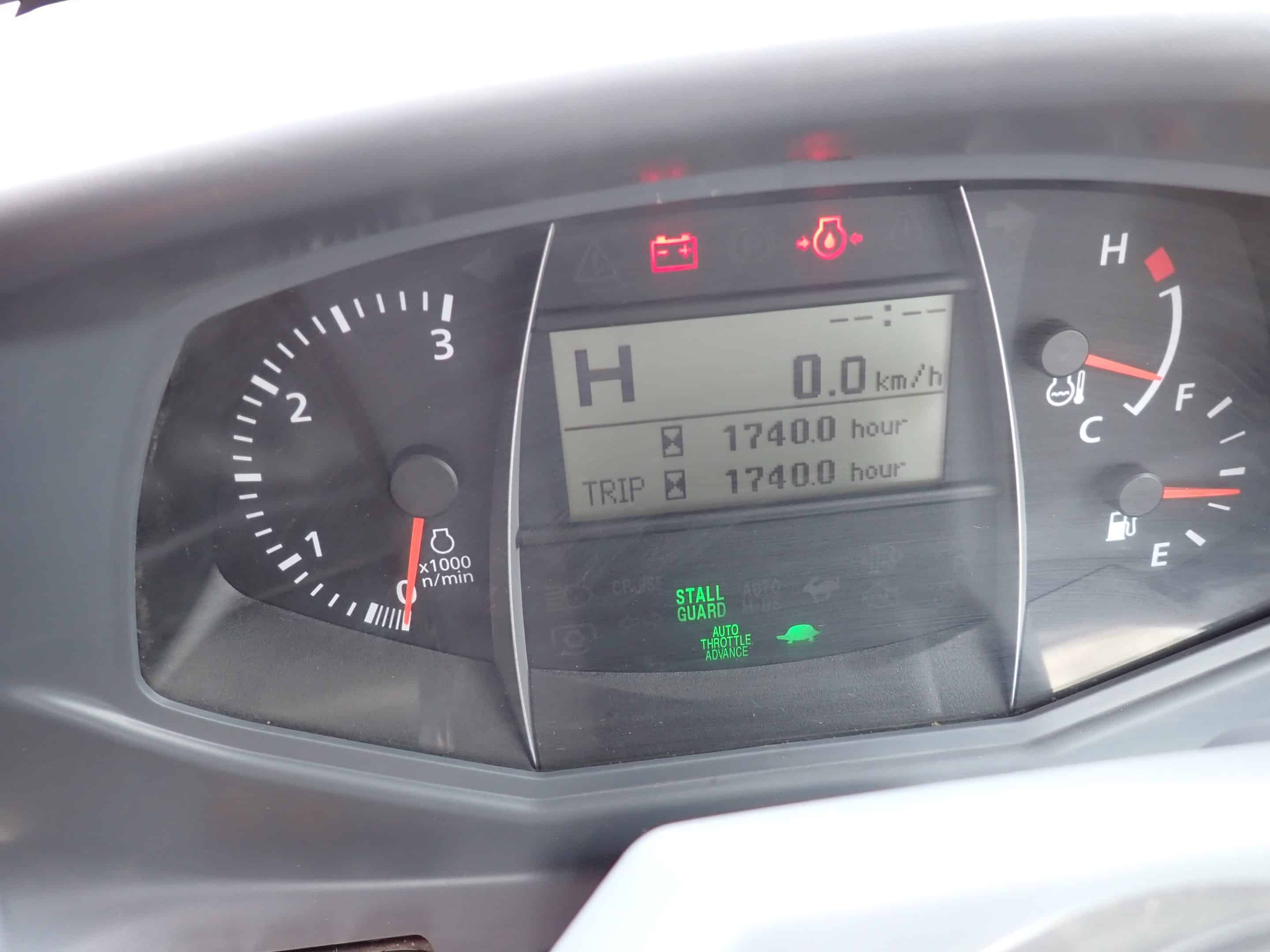 Kubota L6060 Tractor with 6-10 Grattex extendable scraper and Kubota K80-1740HRS snow blower - Year 2019 - Stock #S2347E/9899 - Image 12