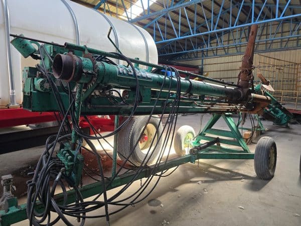 Agi Pompe Houle avec remorque 14 pi 6 po  avec canon, broyeur - Année:1997 - Stock#d9924b