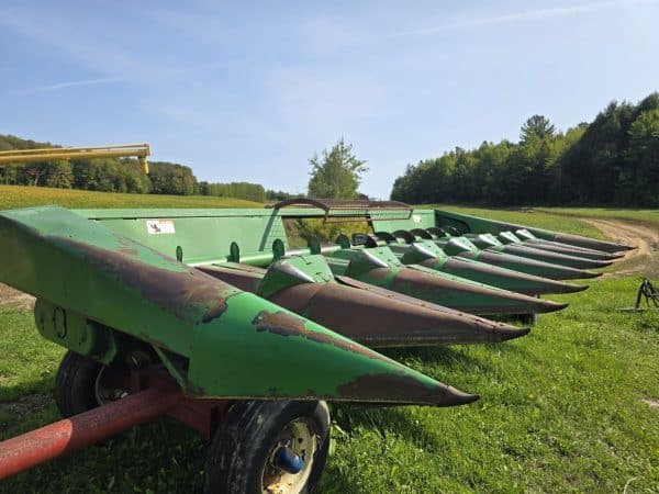 Nez à Maïs John Deere 843 8 rangs - Stock#d9957b