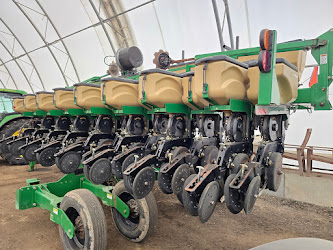 Planteur Great Plains YP825R  8/15 rangs jumeaux, engrais granulaire avec disque semis-direct et vis market, pompe pto - Stock#d10023a