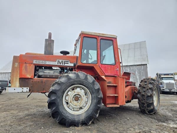 Massey Ferguson 4840 Articulated Tractor (Cummins Engine) Dual Wheels - 6000 Hrs - Stock#D10024a