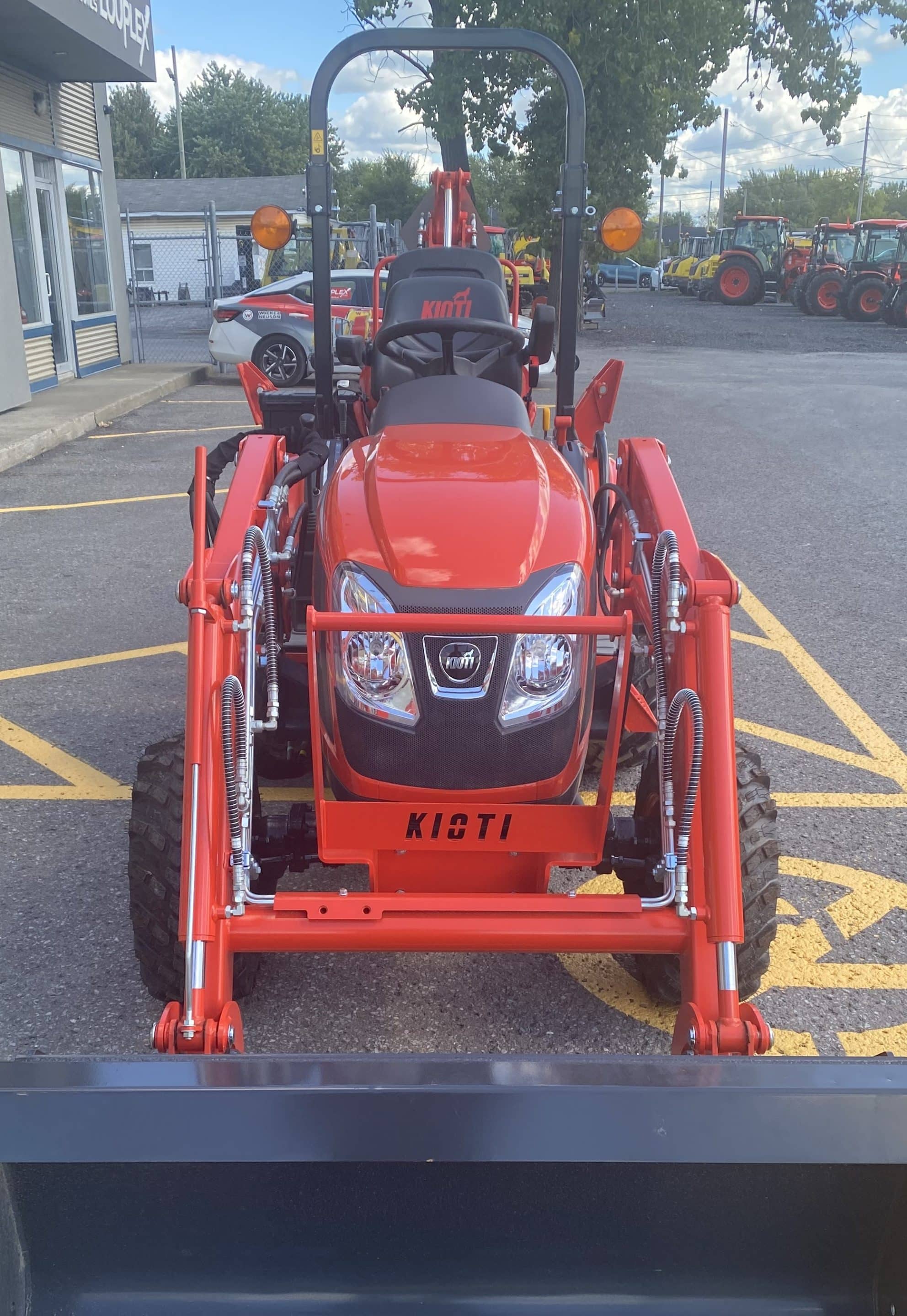 2025 Kioti cx2510hb chargeur et backhoe – Image 3
