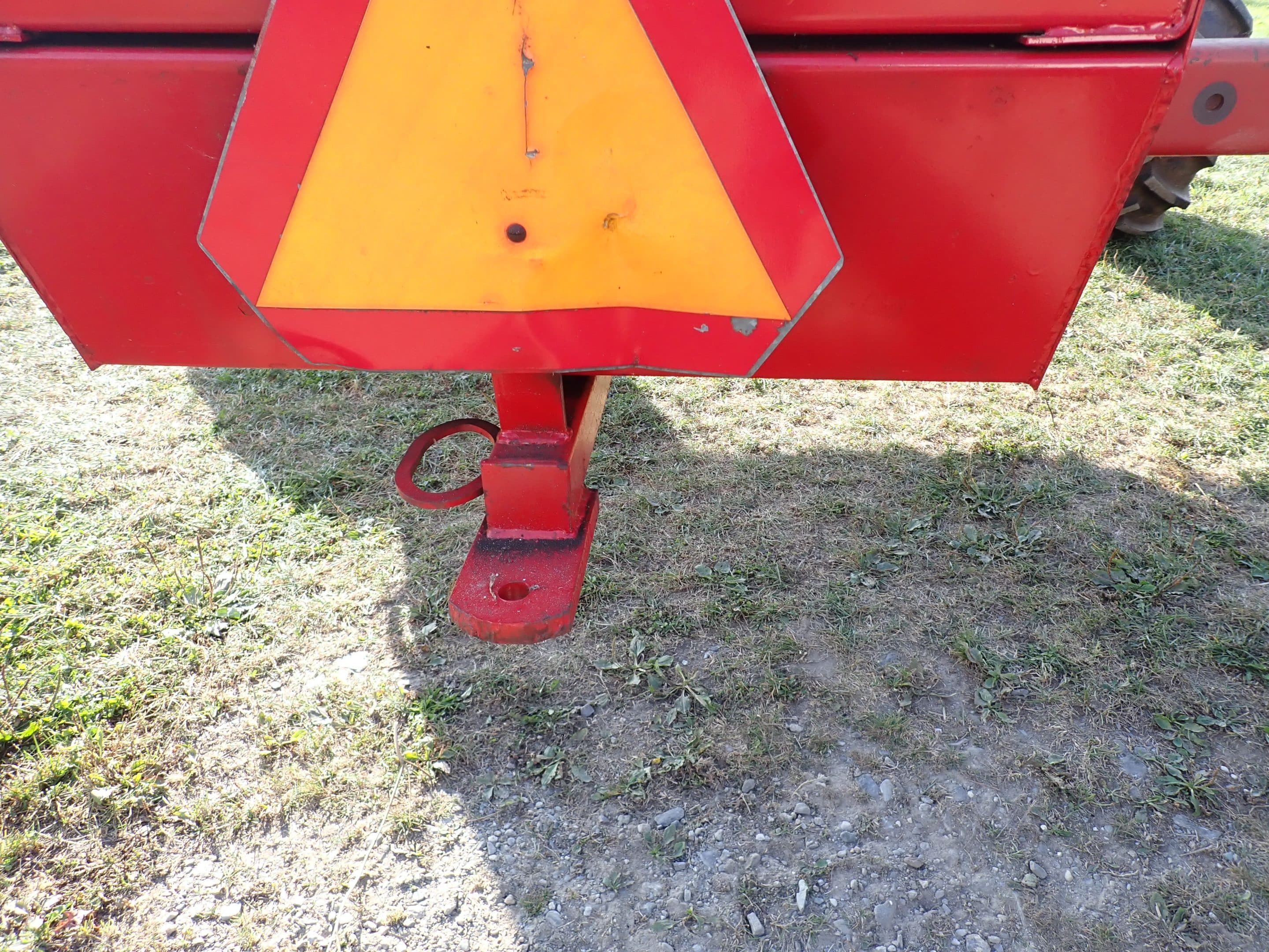 Andaineuse New Holland 1499T avec table de 18 pieds Macdon et buggy de transport pour andaineuse et wagon Horst pour table-Stock #S2362A/9636 – Image 8