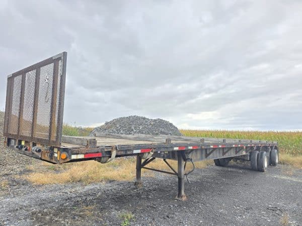 Remorque plate forme Fontaine 48 pi 2 essieux FtW68 -Année:2002 -Stock#d9015c