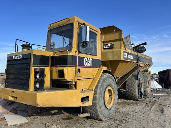 Camion Hors Route Cat D350D Année:1994 -13855 heures Stock#P1425/10140