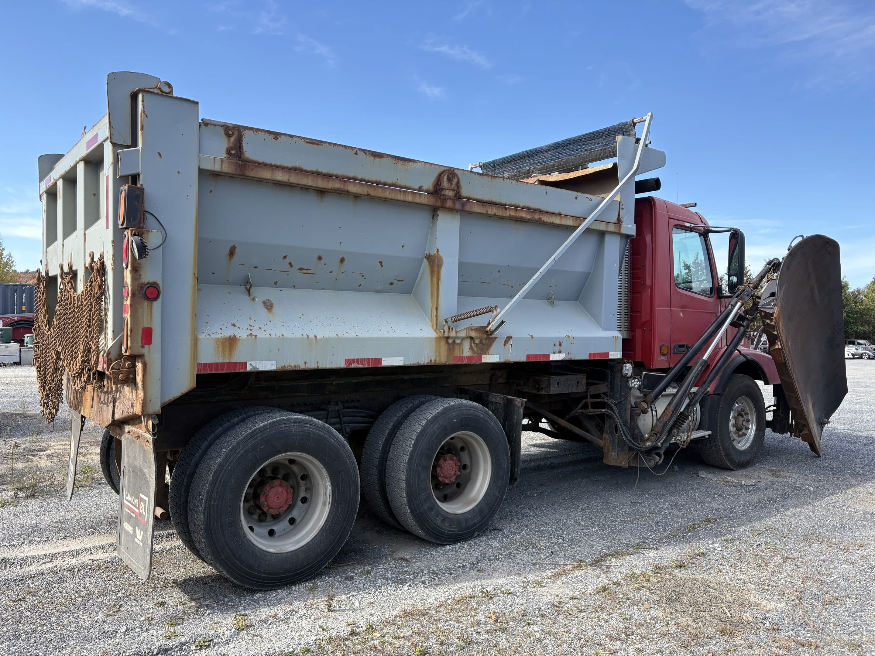 Camion 10 roues charrue Volvo VHD-Équipement neige-Manuelle 18 vitesse-400000KM-Année 2004-Stock#E1254D/9951 - Image 5