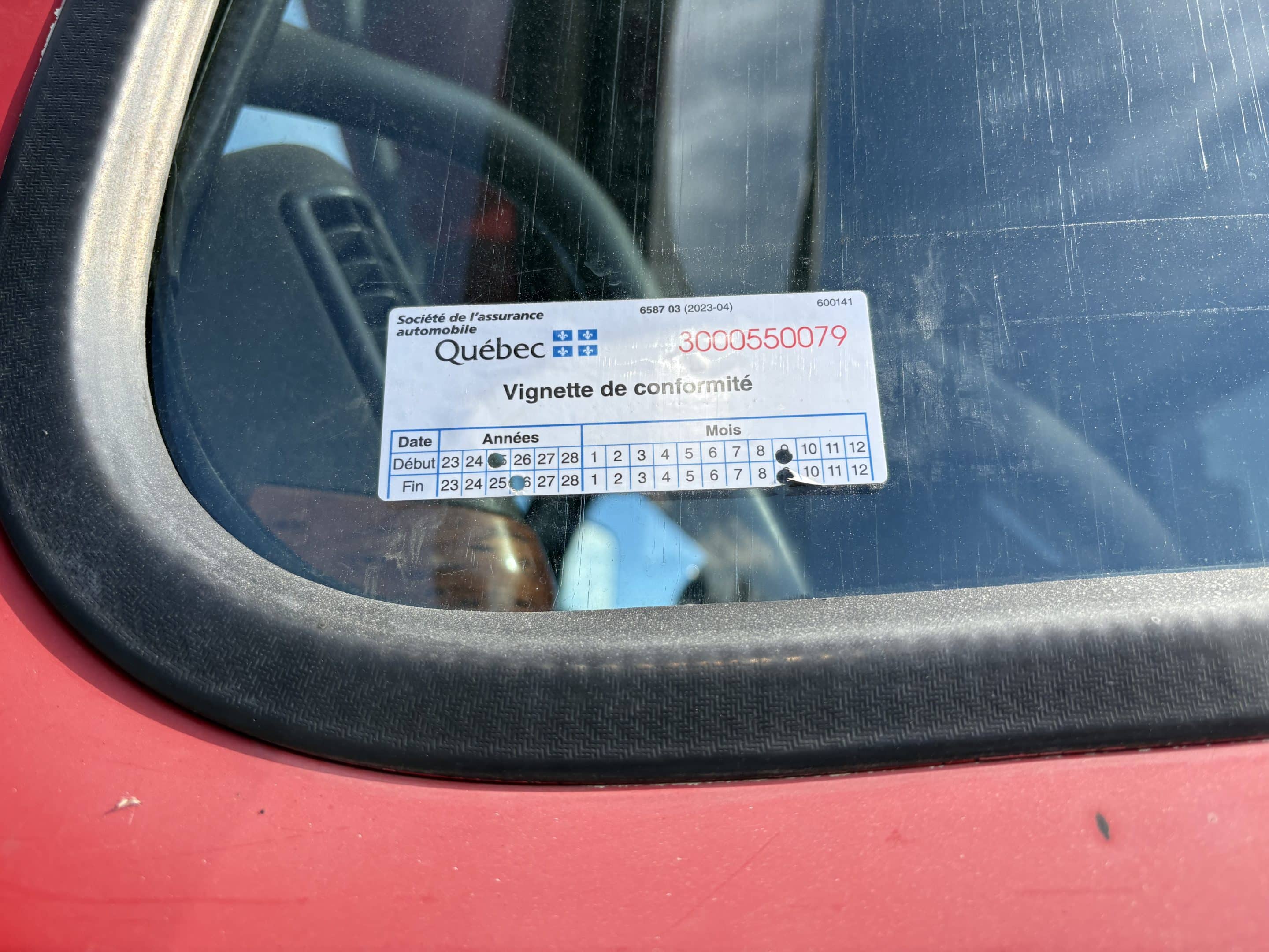 Camion 10 roues charrue Volvo VHD-Équipement neige-Manuelle 18 vitesse-400000KM-Année 2004-Stock#E1254D/9951 - Image 12