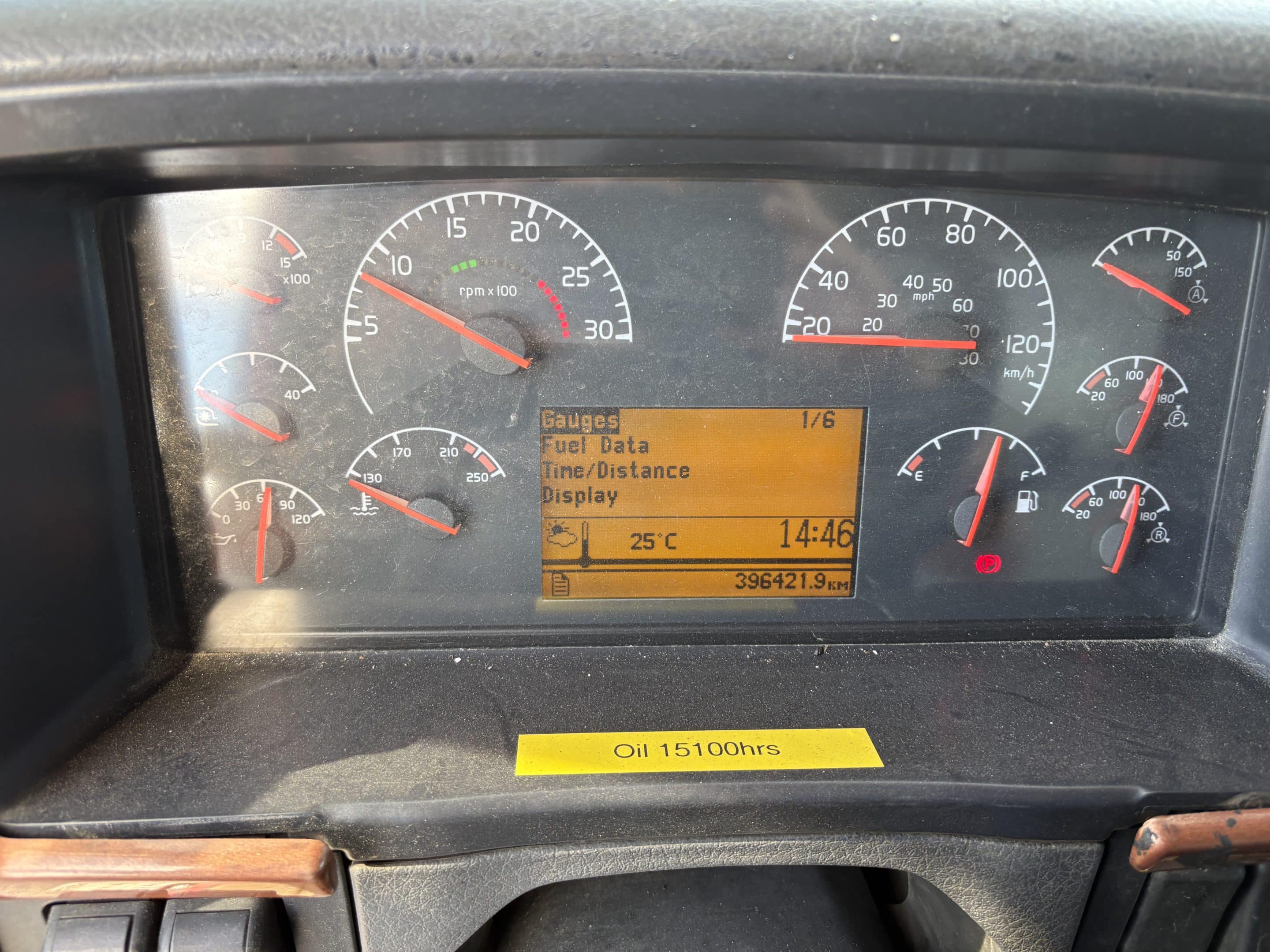 Camion 10 roues charrue Volvo VHD-Équipement neige-Manuelle 18 vitesse-400000KM-Année 2004-Stock#E1254D/9951 - Image 11