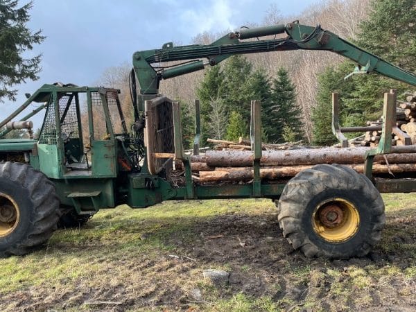Porteur Timberjack 230 avec lame - Stock#d10056b