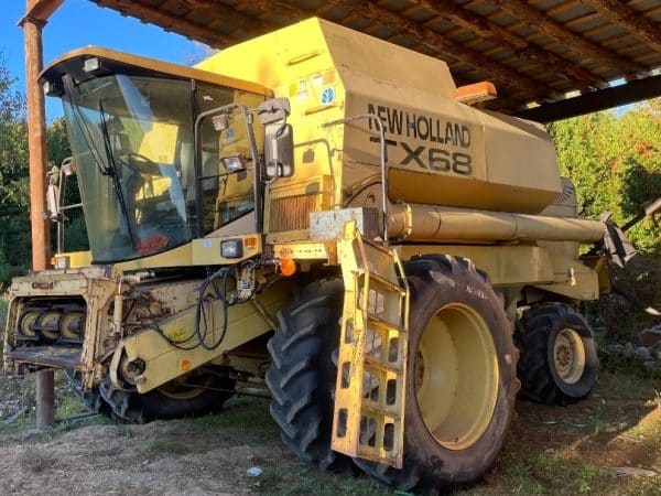 Batteuse New Holland TX68 - Année:1999 - Stock#d10056a
