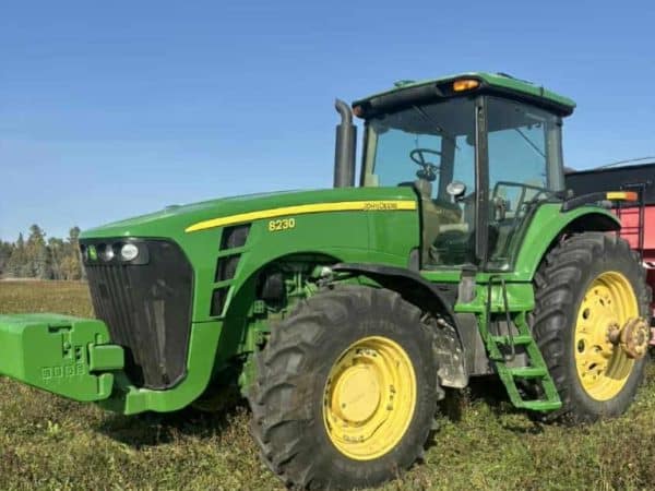 John Deere 8230 IVT 40 Km/H Tractor - Year:2008 - 4950 Hrs - Stock#D10110b