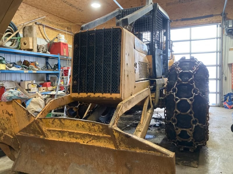 Débusqueuse John Deere 640 avec chaînes-HRS inconnues-Année 1983-Stock #S2424A/10329 – Image 8