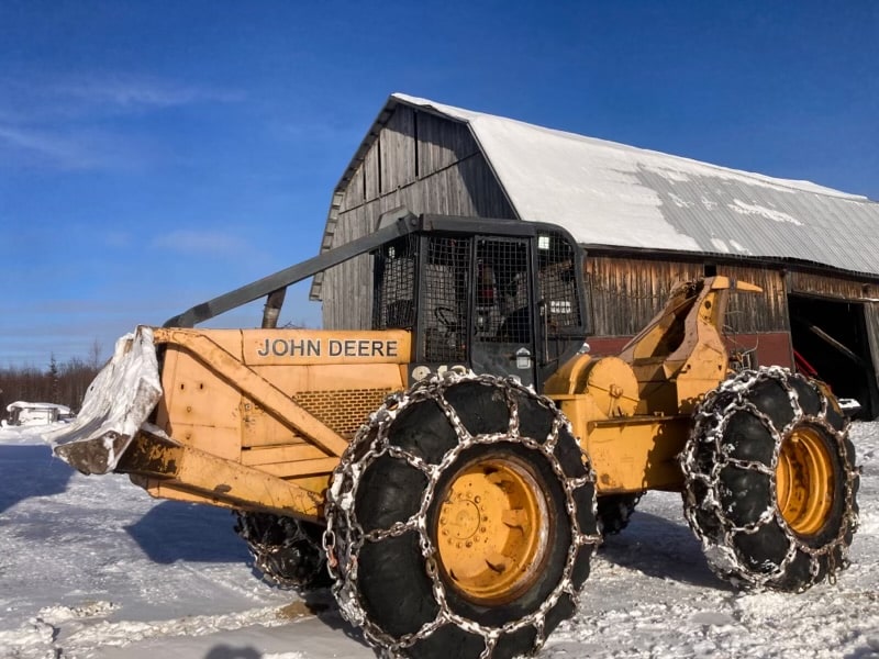 Débusqueuse John Deere 640 1983
