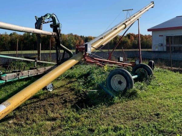Westfield Grain Auger 8 x 51ft - Year:2006 - Stock#d10301a