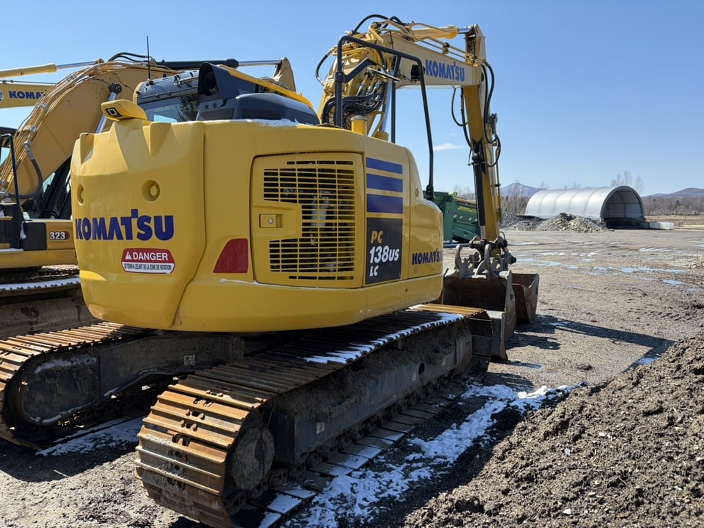 Excavatrice Komatsu PC-138USLC-11 avec 2 godets réversibles-Pouce hydraulique progressif-2000HRS-Année 2023-Stock #E1254A/9951 – Image 6