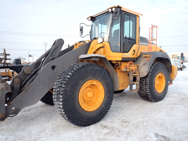 Loader Volvo L110H 2016 avec godet