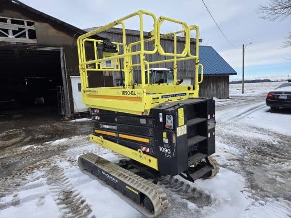 Plateforme élévatrice à ciseaux sur chenille AlmaCrawler BIBI 1090 evo Année:2023-90 heures-Stock#E1316C/10407