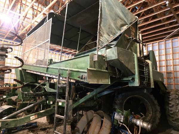 Lookwood Air 472 2-row Harvester - Year: 2012 - 2300 hrs