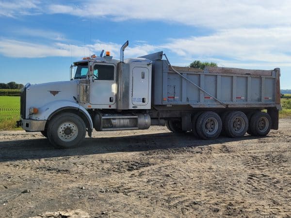 Camion 12 roue Peterbilt 3 essieux - Année: 2007 - 660056 km - Stock#d10494a