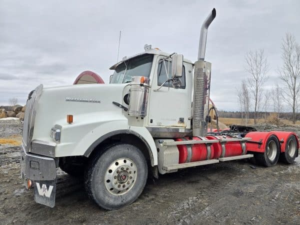 Camion Western Star 4900SB moteur DD15,18 vitesses, full lock, wet kit,- Année: 2016 - 1000000 km - Stock#d9261r