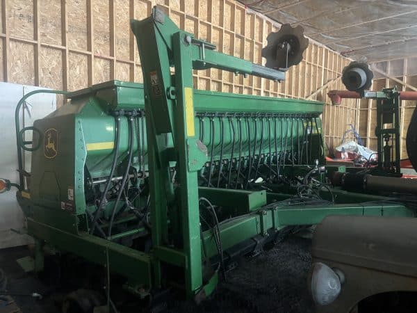Semoir semi-direct John Deere 1590