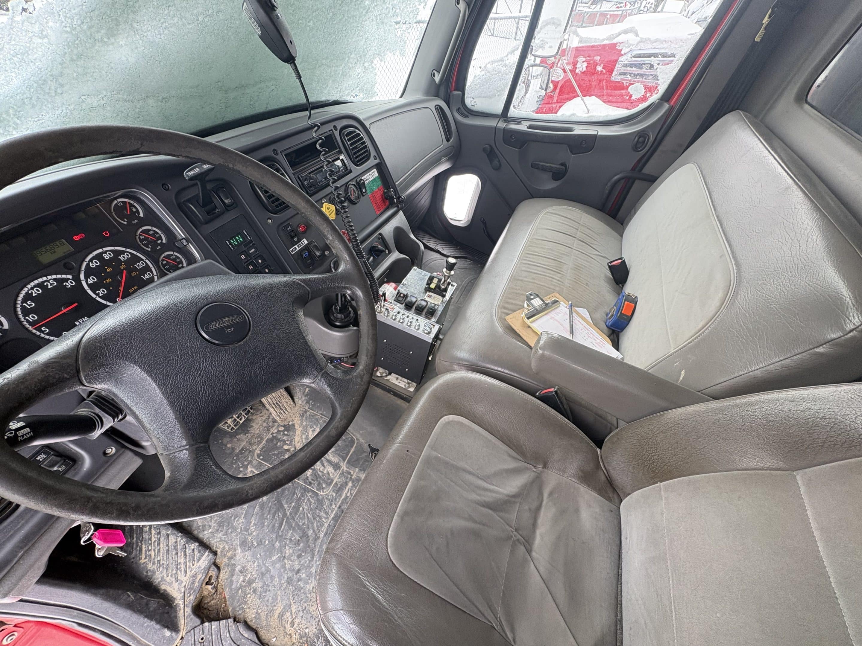 Camion dompeur 6 roues Freightliner FM2-Moteur Mercedes-Transmission automatique-Année:2007-396000km-Stock#E1334A/10566 – Image 10