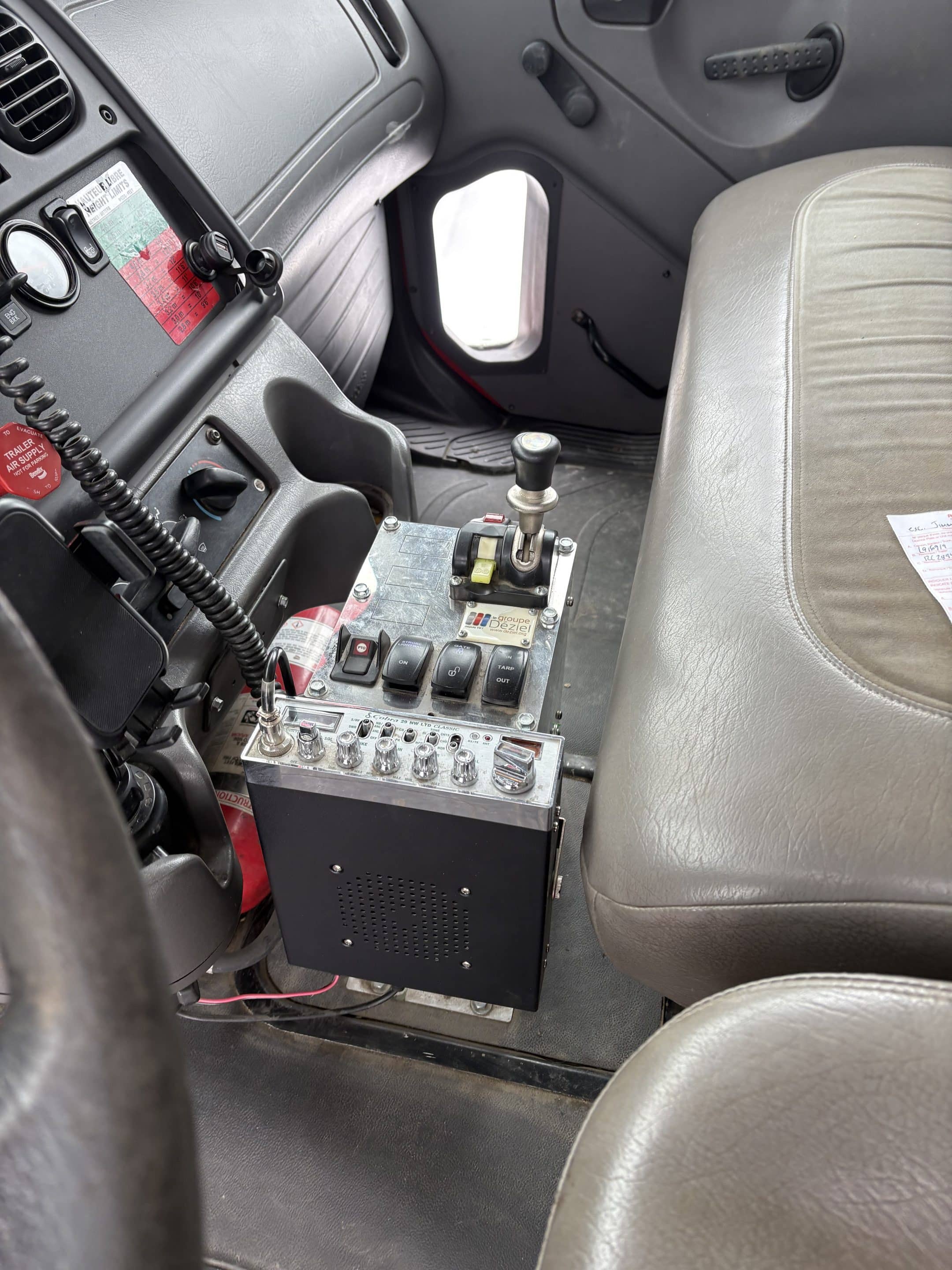 Camion dompeur 6 roues Freightliner FM2-Moteur Mercedes-Transmission automatique-Année:2007-396000km-Stock#E1334A/10566 – Image 5