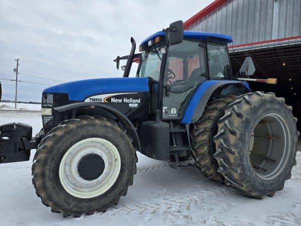 New Holland TM190 Full Powershift Tractor - Year: 2003 - 7,285 hrs - Stock #d10695a