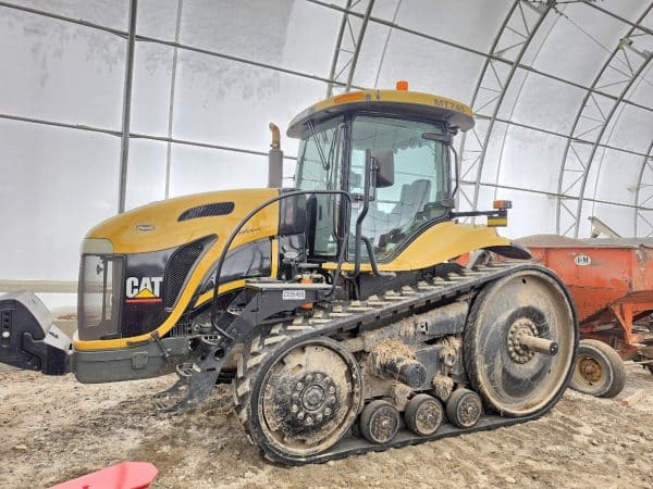 Tracteur Challenger MT745 - Année:2004 -6089hrs- Stock#d10804a
