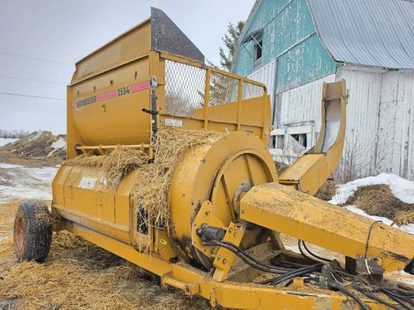 Haybuster 2554 Hay Processor with Chute - Stock#d10580b