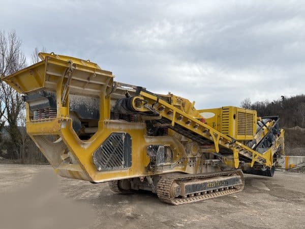 Concasseur a percussion Keestrack Année:2013 -3500 heures Stock#P1495/10816
