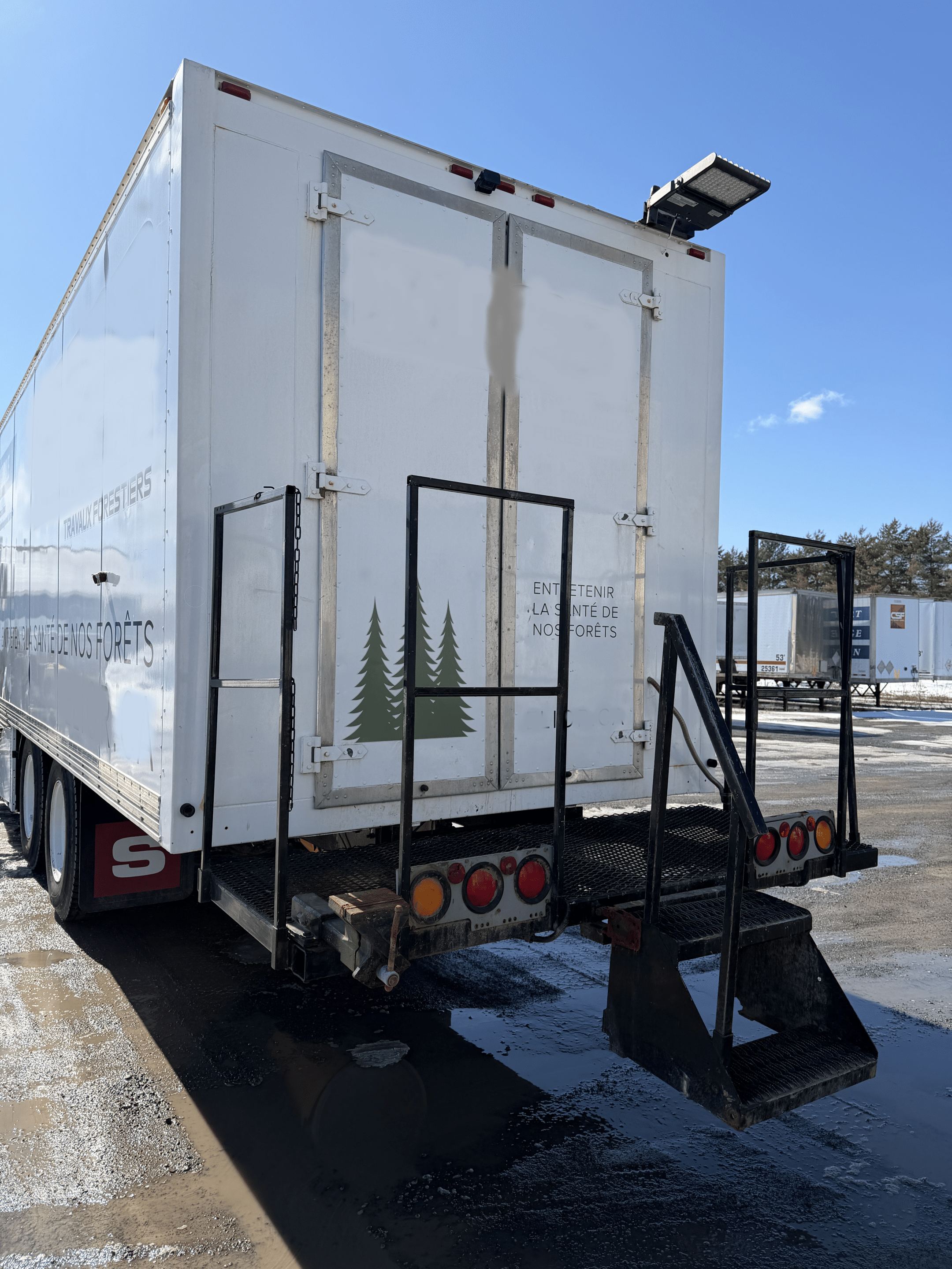 Camion de service Mack600 Année:2004 -465395 KM -Stock#P1494/10777g – Image 3