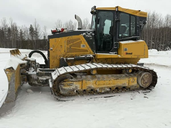 Bull John Deere 750L LGP 2024