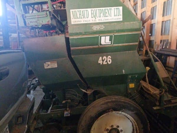 Lockwood 426 4-row planter, fertilizer screw - Stock #d10523b
