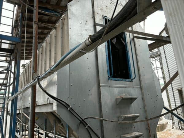 Séchoir Delux DP 3015 (continu, 600 volts, propane) - Année:2008 - 8275hrs - Stock#d10831a
