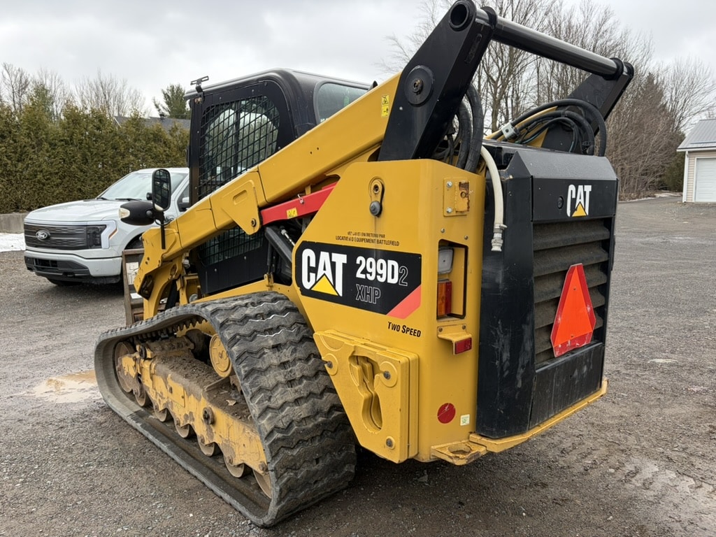 Skidsteer sur chenille Caterpillar 299D2 XHP avec godet et fourches-2450heures-Année:2018-Stock#E1371A/10888