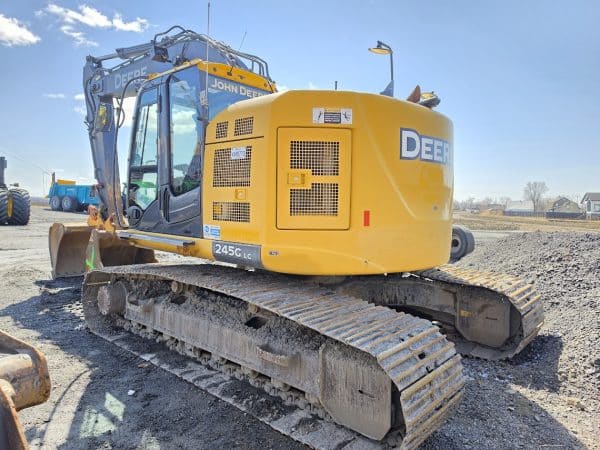 Excavatrice John Deere 245G lg 2 godets - Année: 2015 - 10350hrs - Stock#10882d