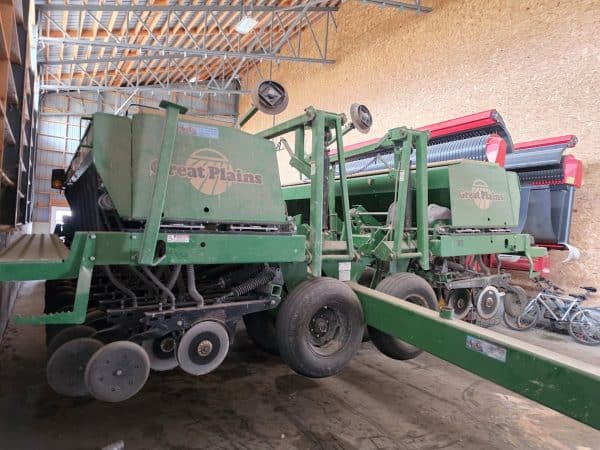 Semoir Great Plains 2600 26 pi au 7.5 po, boite à mil, balance, marqueur -Stock#d10893a